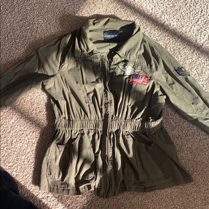 Waist clenching army inspired utility jacket